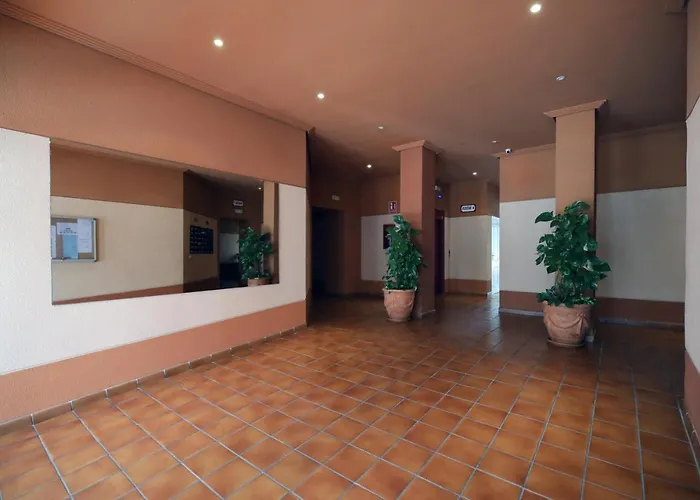 Quality Sleeps 8 Airconditioned Underground Parking Ultra Fast Wifi *