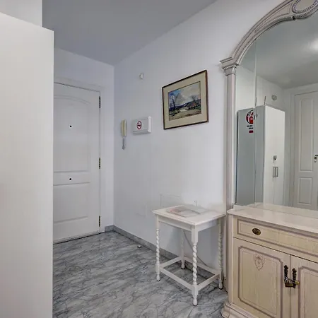 Quality Sleeps 8 Airconditioned Underground Parking Ultra Fast Wifi Apartamento