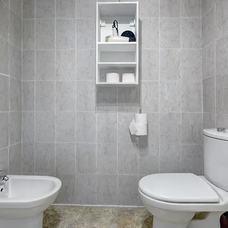 Apartamento Quality Sleeps 8 Airconditioned Underground Parking Ultra Fast Wifi