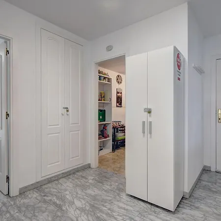 Apartamento Quality Sleeps 8 Airconditioned Underground Parking Ultra Fast Wifi *