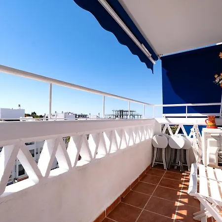 Quality Sleeps 8 Airconditioned Underground Parking Ultra Fast Wifi Apartment Marbella
