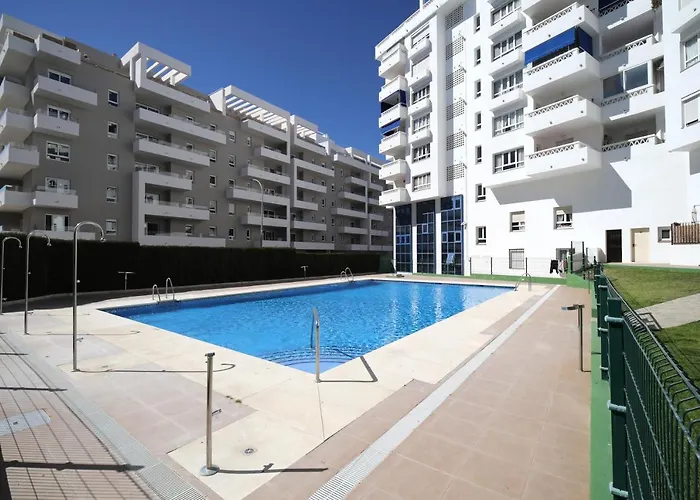 Quality Sleeps 8 Airconditioned Underground Parking Ultra Fast Wifi Apartament *