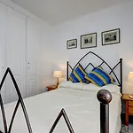 Quality Sleeps 8 Airconditioned Underground Parking Ultra Fast Wifi Marbella