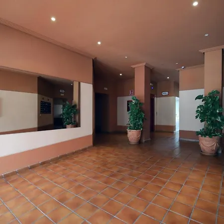 Quality Sleeps 8 Airconditioned Underground Parking Ultra Fast Wifi *