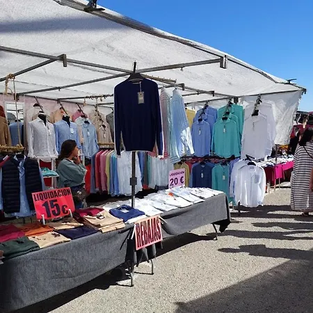 Quality Sleeps 8 Airconditioned Underground Parking Ultra Fast Wifi Apartment