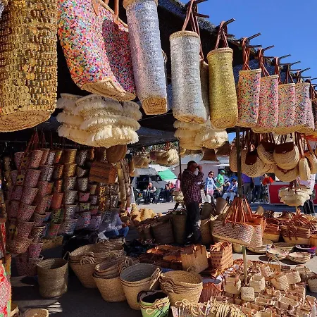 Quality Sleeps 8 Airconditioned Underground Parking Ultra Fast Wifi Apartment